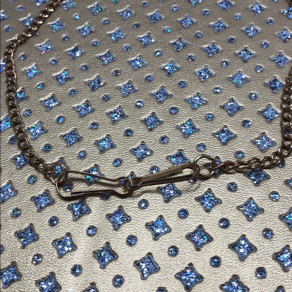 Gold tassel Necklace - Picture 4 of 5